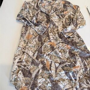 Cabela's Women's Camouflage Chemise 100% silk